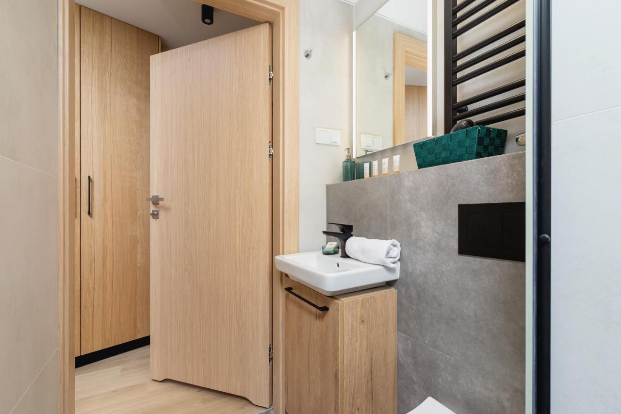 Cozy Studio Apartments Sauna & Ac Krakow By Noclegi Renters Экстерьер фото